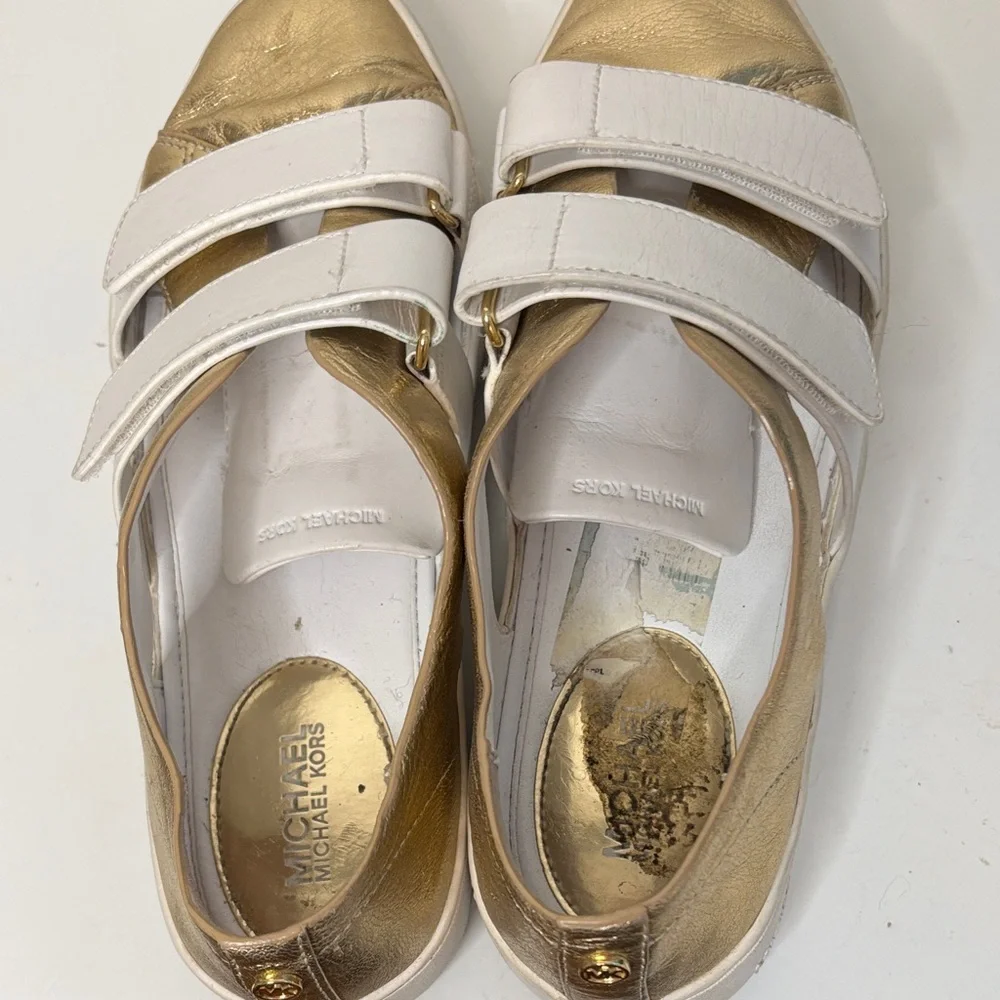 Michael Kors Beckett Velcro Cut-Out Leather Sneakers White Gold Size 7